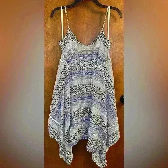 Lulus Dresses & Skirts - LuLu’s Women’s strappy dress
